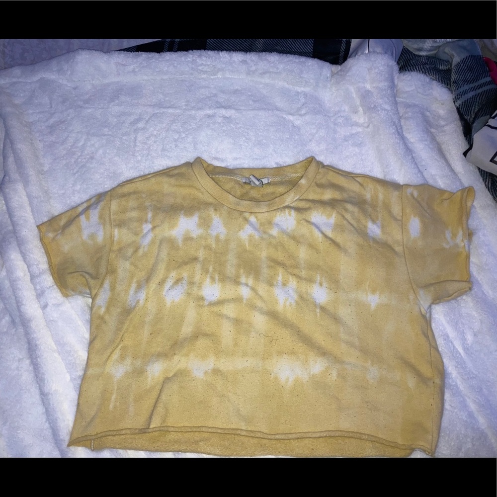 yellow and white tide crop top